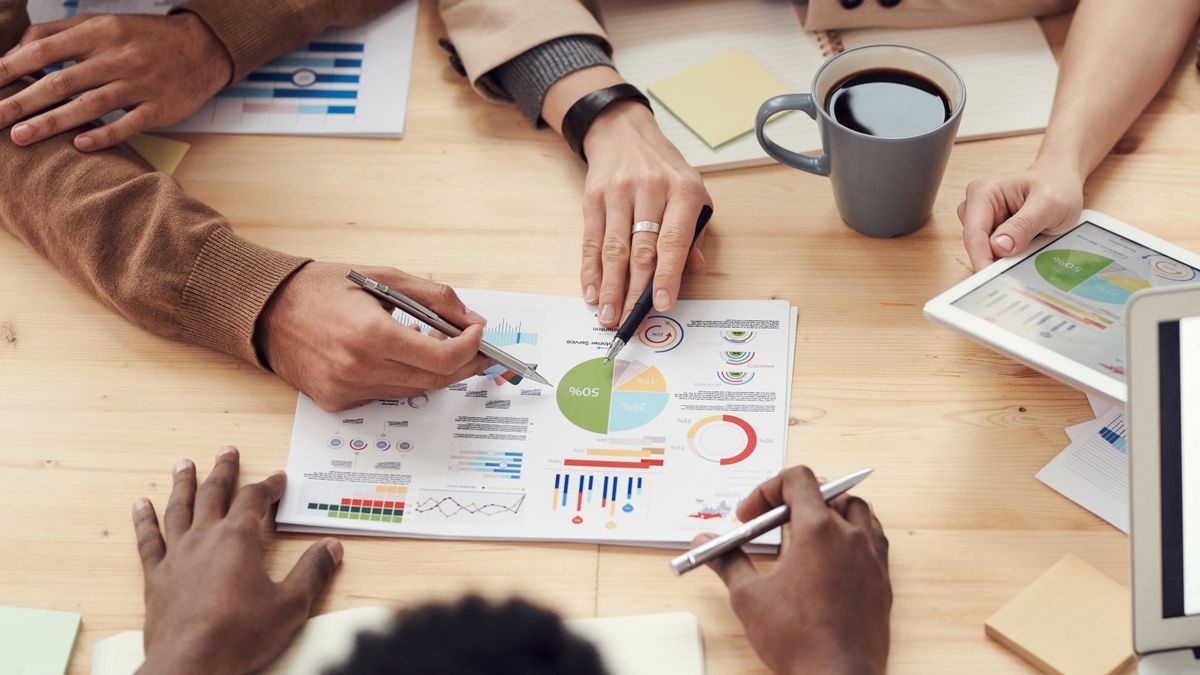 A Granite advisory team analysing financial reports